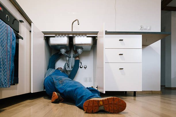 Professional Leak Detection technician working in Ridgeville, IN